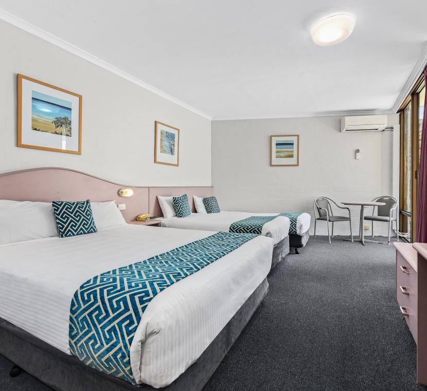 Rooms Palm Court Motor Inn